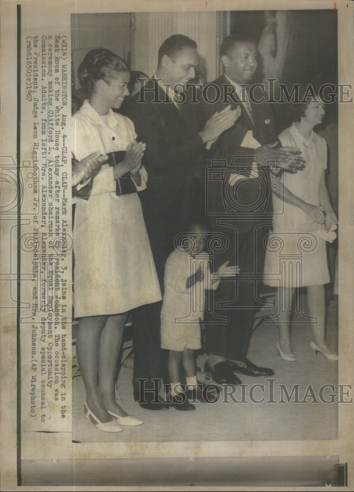 1967 Press Photo Johnson President East Room White House- RSA84521 - Historic Images