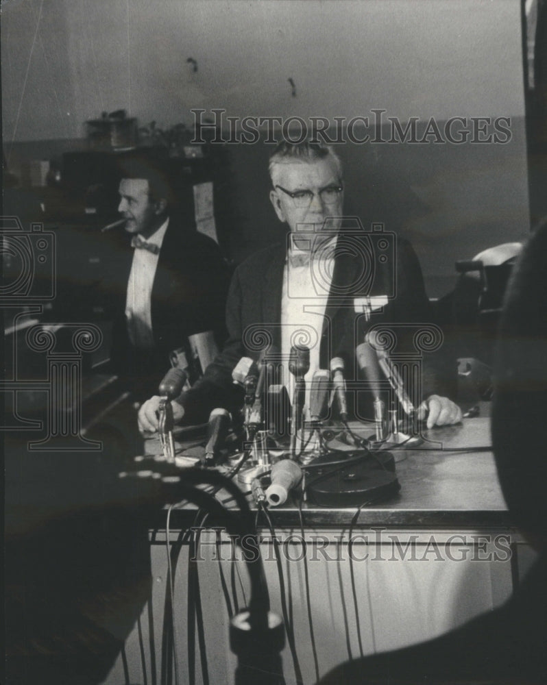 1966 Police press conf. on Valerie Percy murder - Historic Images