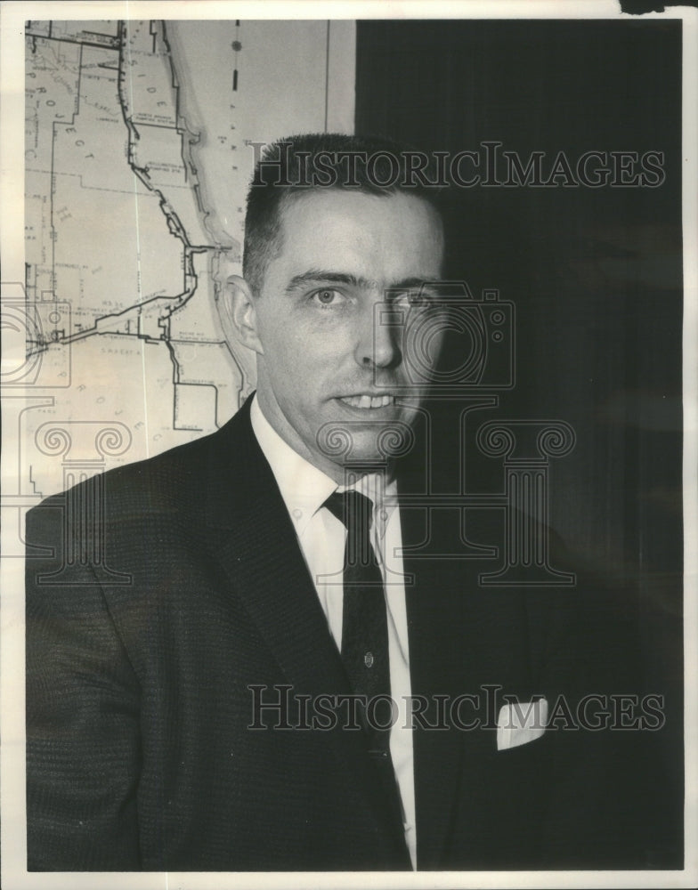 1963 Press Photo Sanitary District Assistant Chief Engineer Dalton- RSA84643 - Historic Images