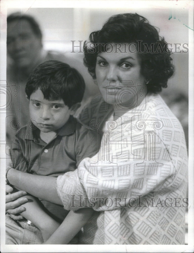 1987 Press Photo Tyne Daly, Richard Crenna, Joshua O'neill CBS Kids Like These - Historic Images