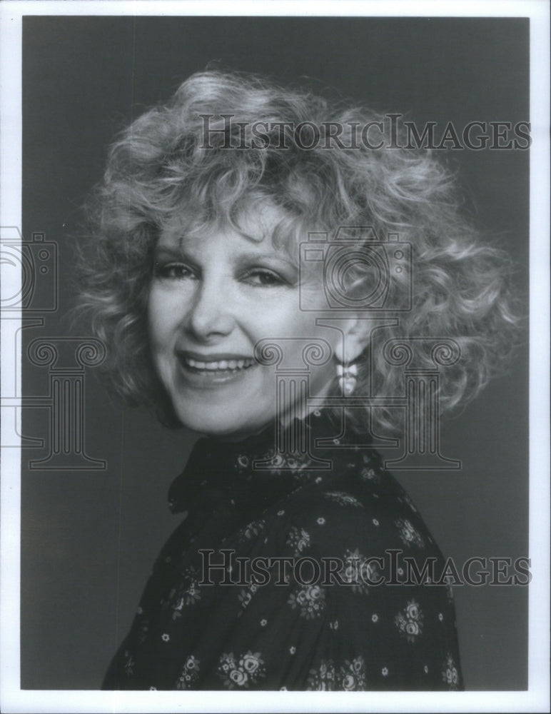 1984 Press Photo Cathryn Damon Program Webster Curly Hair- RSA84935 - Historic Images