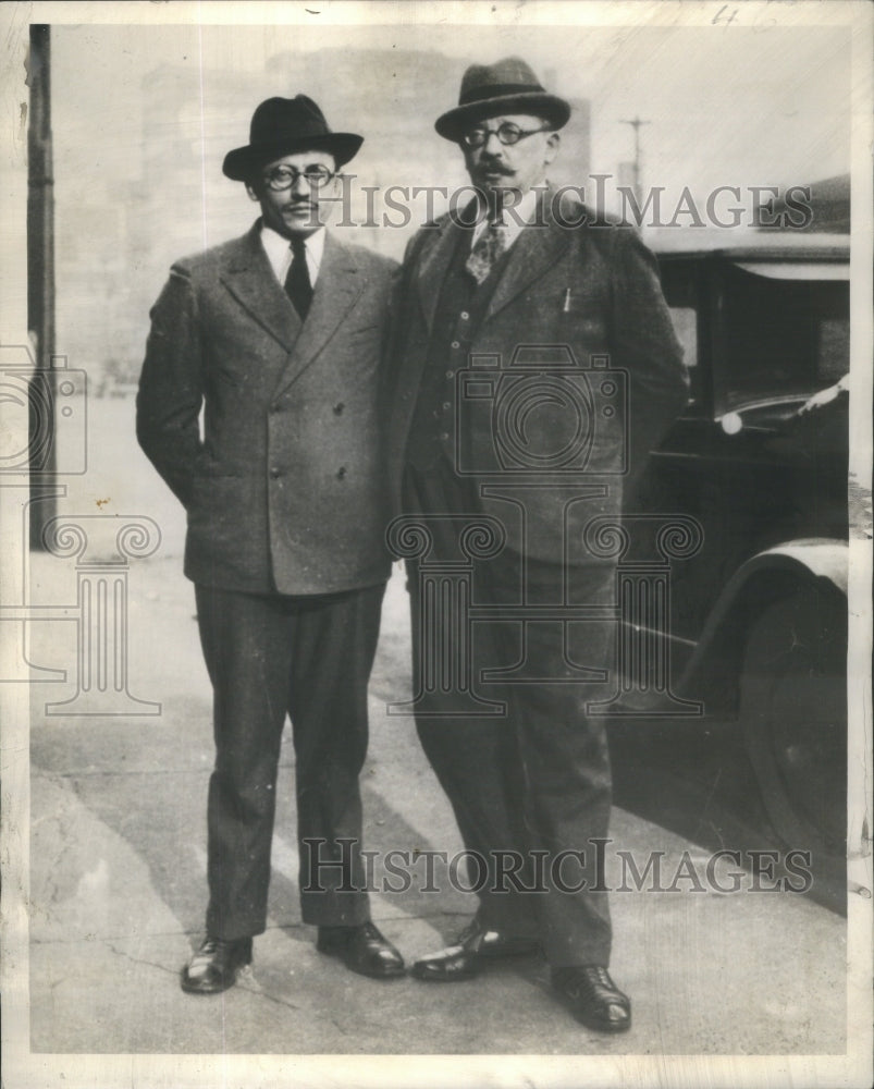 1939, Kommissaroff man Chicago Car Black Suit- RSA84989 - Historic Images