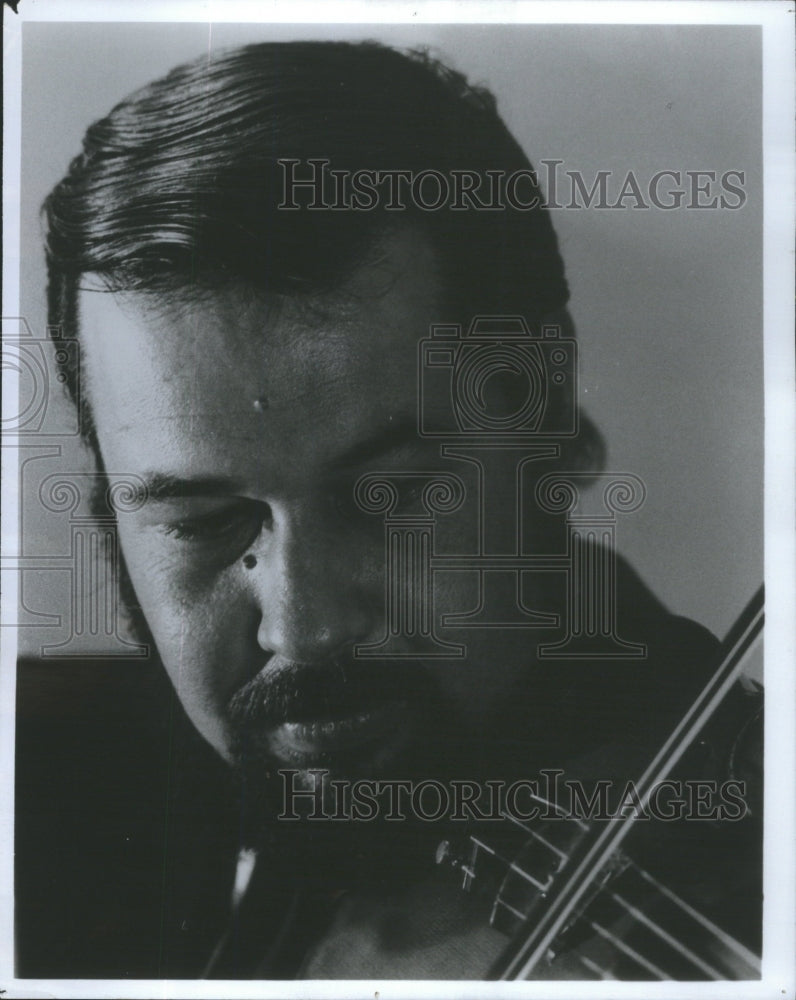 1975 Press Photo Musician John Korman- RSA85423 - Historic Images