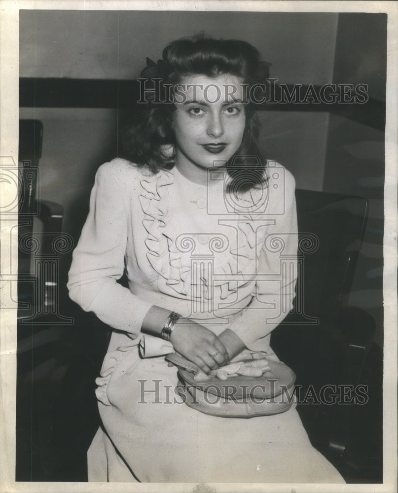 1944, Maria de Tarnowsky/Custody Hearing/Divorce- RSA86251 - Historic Images