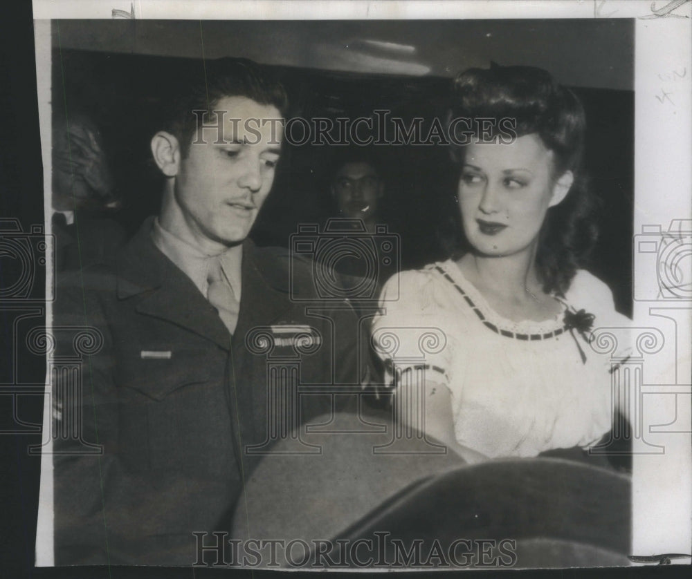 1945 Courtroom Corporal Deveny With Wife-Historic Images