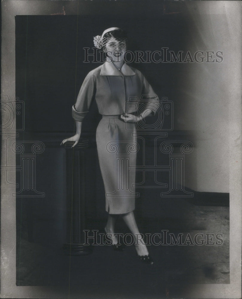 1952 Dorothy Duck Chicago Insurance Agent Suit Dress - Historic Images
