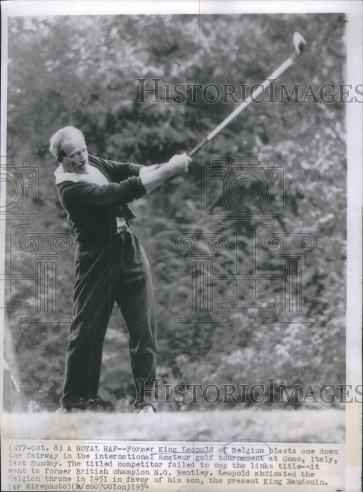 1954 King Leopold playing golf at a tournament in Como, Italy - Historic Images