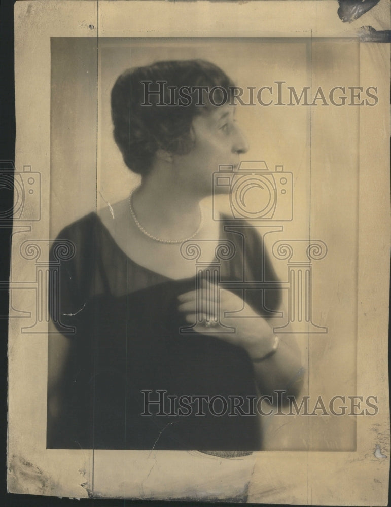 1930, Mrs Charles Hutchinson Rayhuff Richter- RSA88531 - Historic Images