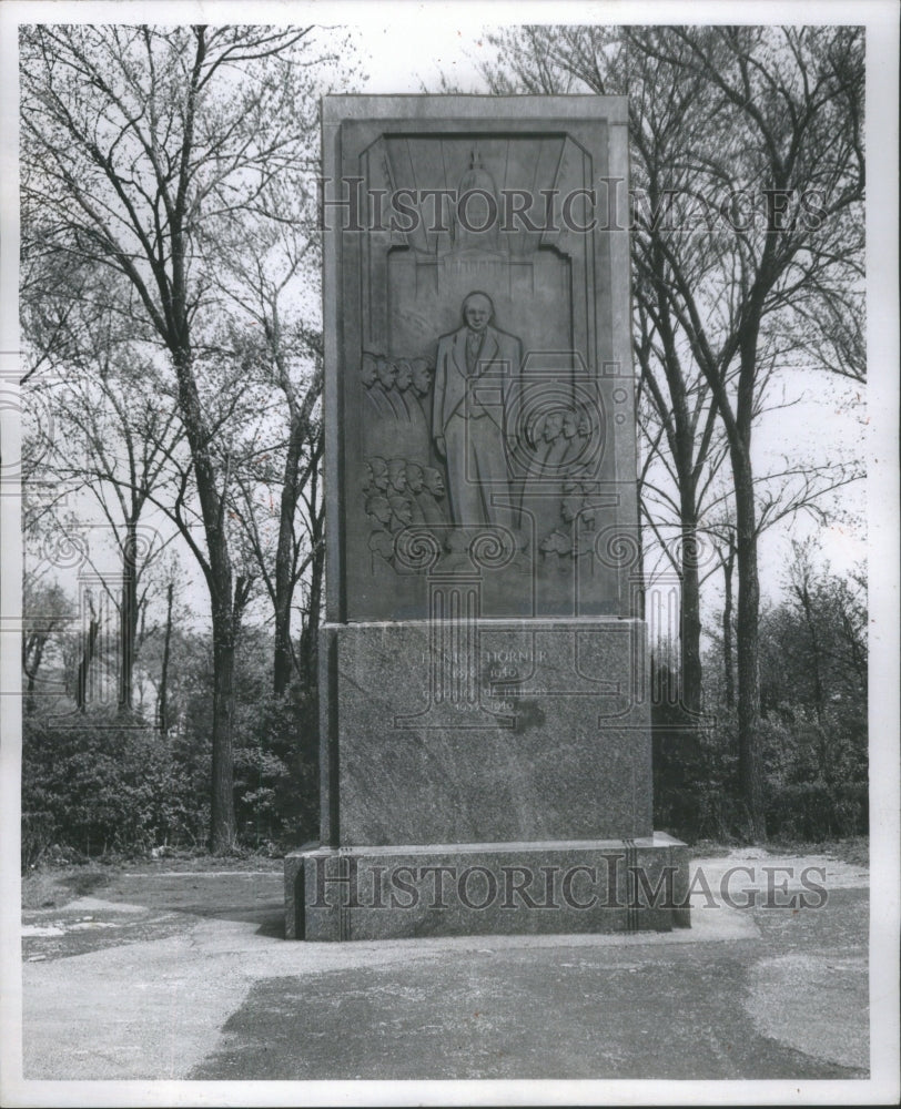 1956 Press Photo Henry Horner monument Grant Park location statue - Historic Images