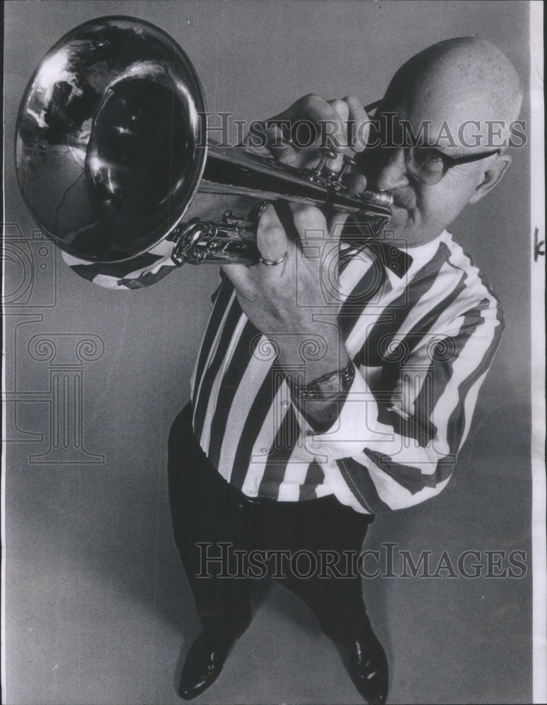 1968 Press Photo Man Trumpet William Hodgson Fame Song Horn Musician- RSA89101 - Historic Images