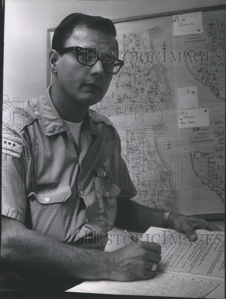 1971 Sgt Ray Heinrich Crime Patterns Rare Blood Disorder - Historic Images