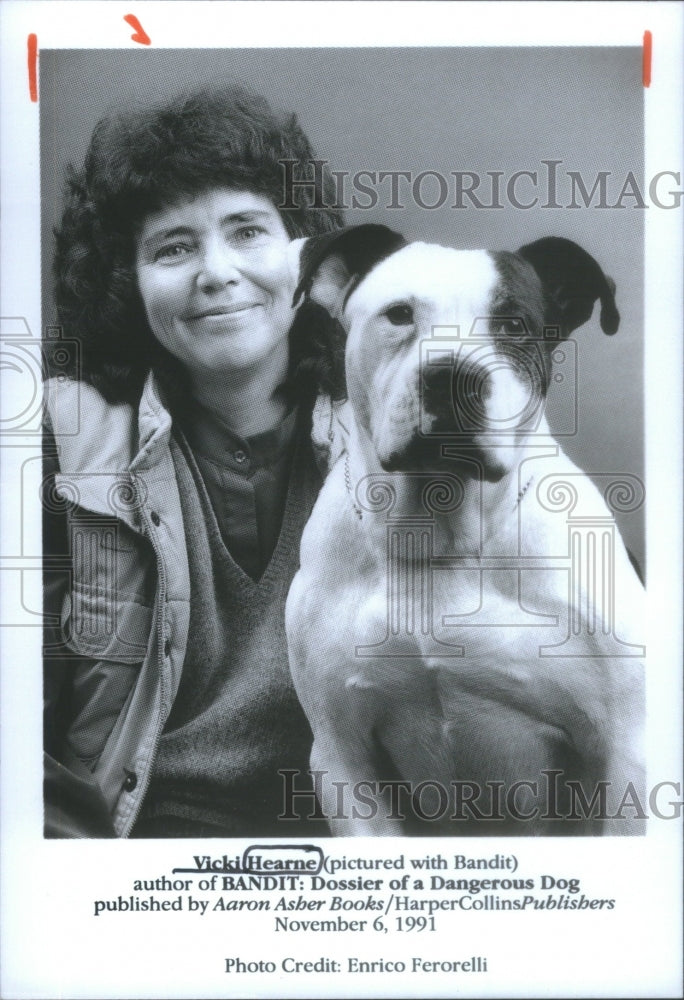 1991 Vicki Hearne author &quot;Bandit: Dossier of a Dangerous Dog&quot; - Historic Images