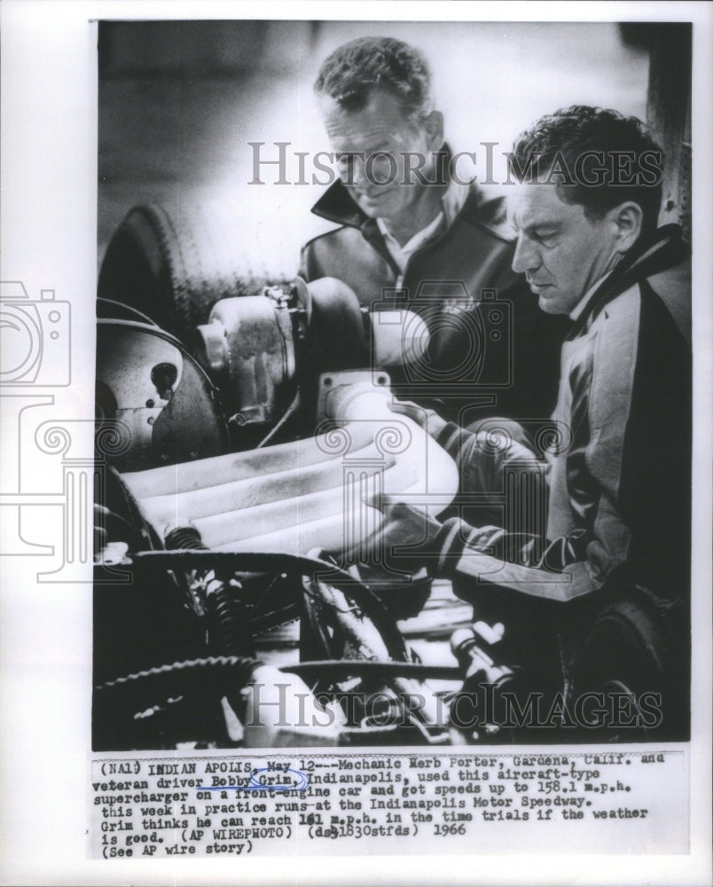 1966 Indianapolis Race Car Mechanic Porter Driver Grim Working - Historic Images