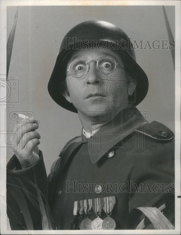 1971 Arte Johnson German Soldier Arnold Closet Revue - Historic Images