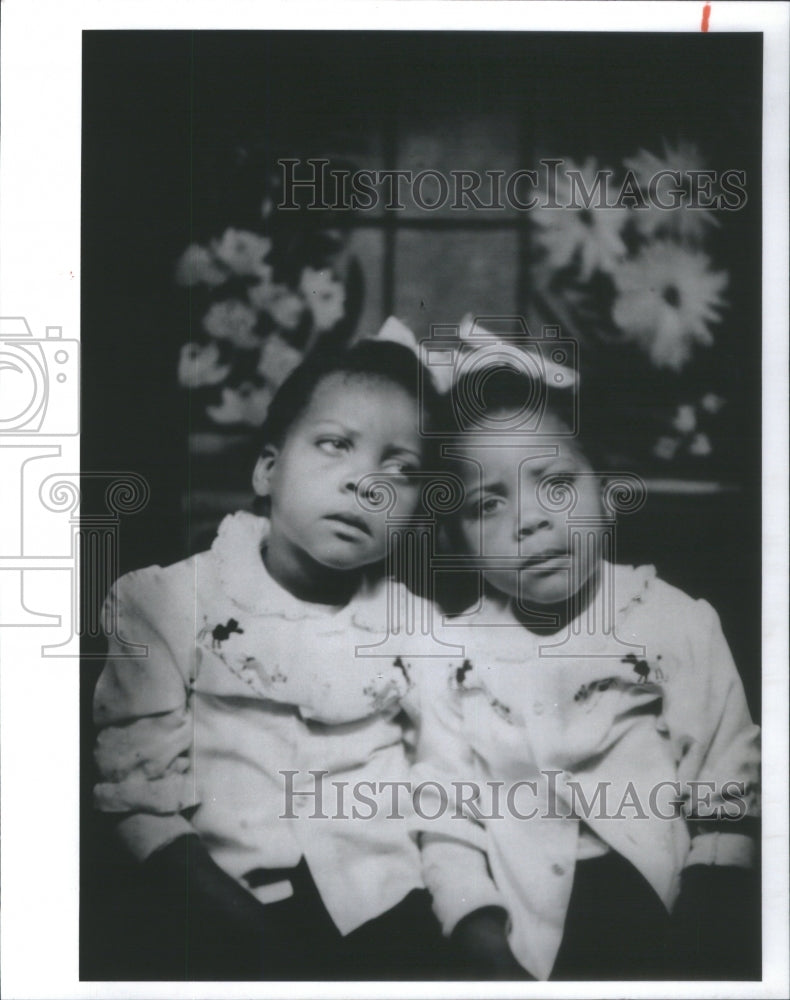 1980 Duncan twins Marie Mary Children - Historic Images