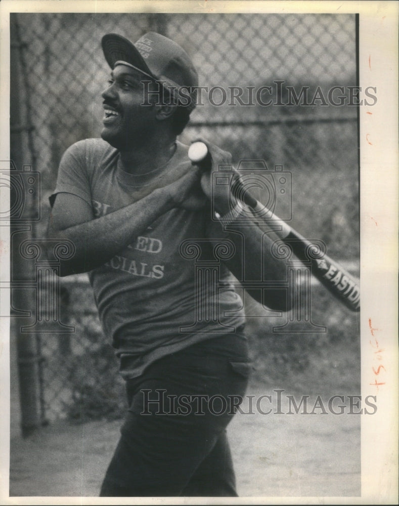 1984 Chicago Aldermen Baseball Game Hutchison Hitting Ball - Historic Images