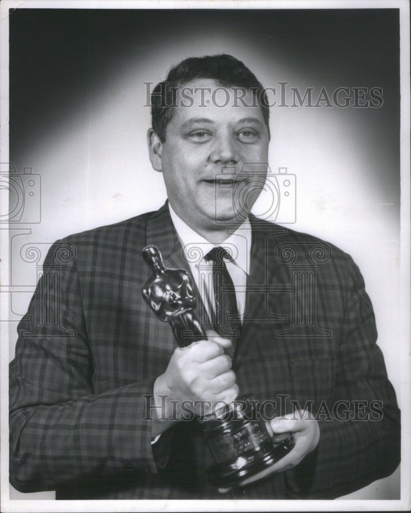 1972 Ray Hyde Director Bakton Distillery - Historic Images