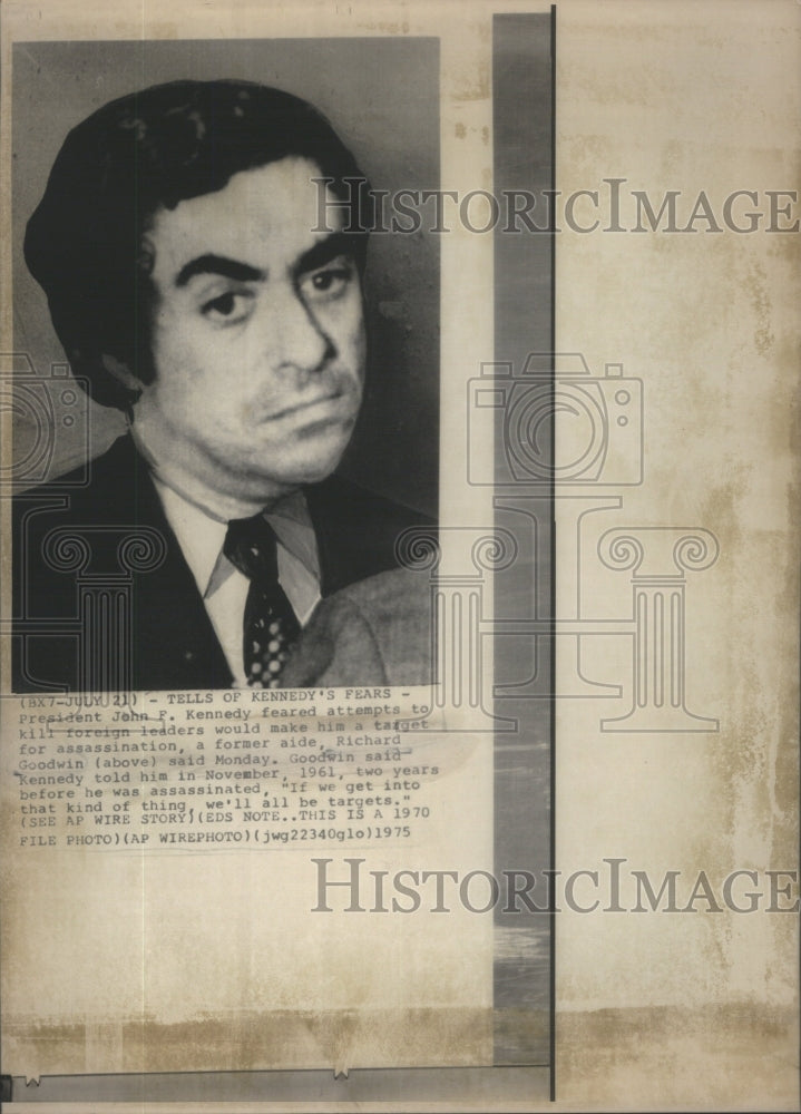 1975 Copy of 1970 Press Photo Former Kennedy Aide Goodwin Interview- RSA92441 - Historic Images