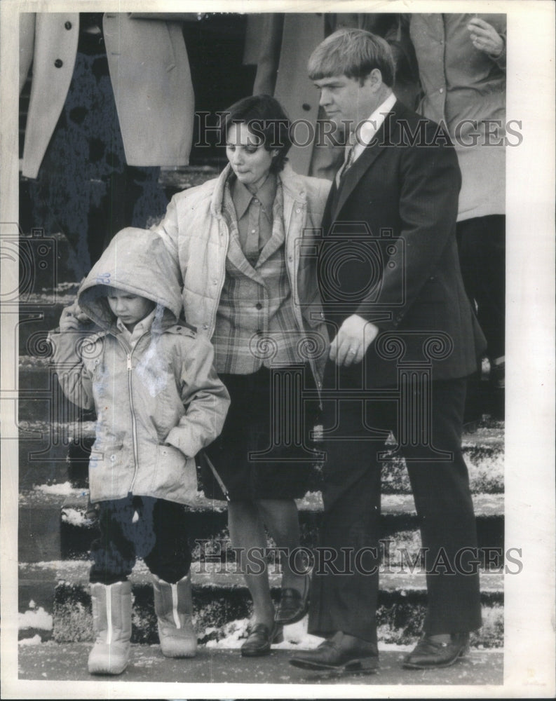 1985 Marilyn Goody And Six Year Old Son Mark After Funeral Services - Historic Images