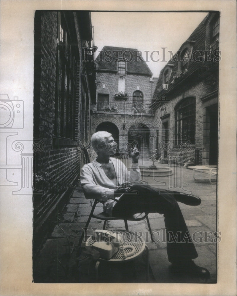 1975 Jon Goodman Hair Stylist Michigan-Historic Images