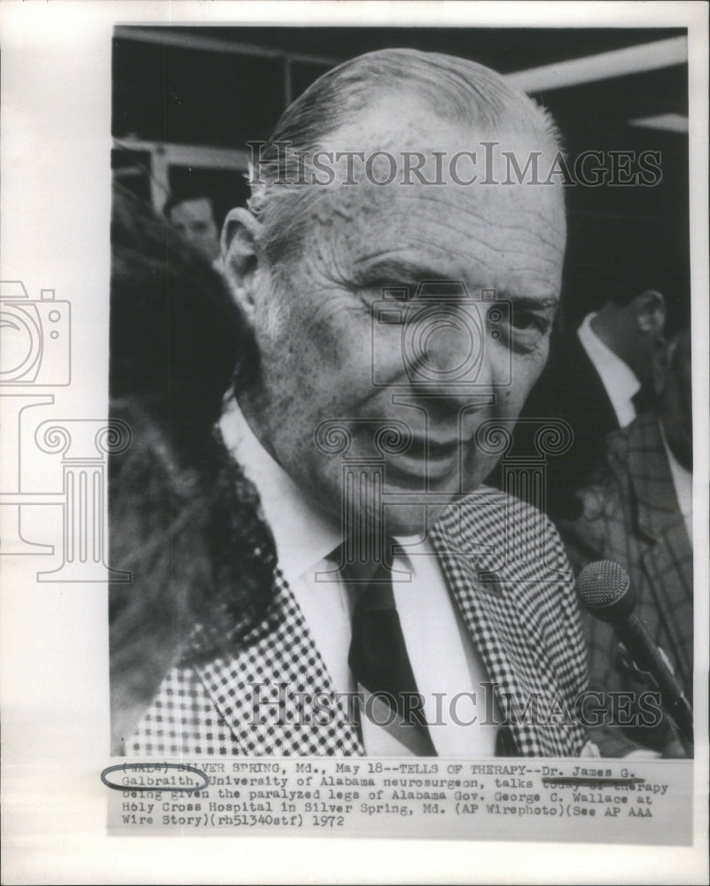 1972 Press Photo University Alabama Neurosurgeon Galbraith Talks To Press-Historic Images