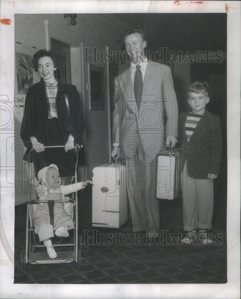 1951 The James Holden Family - Historic Images