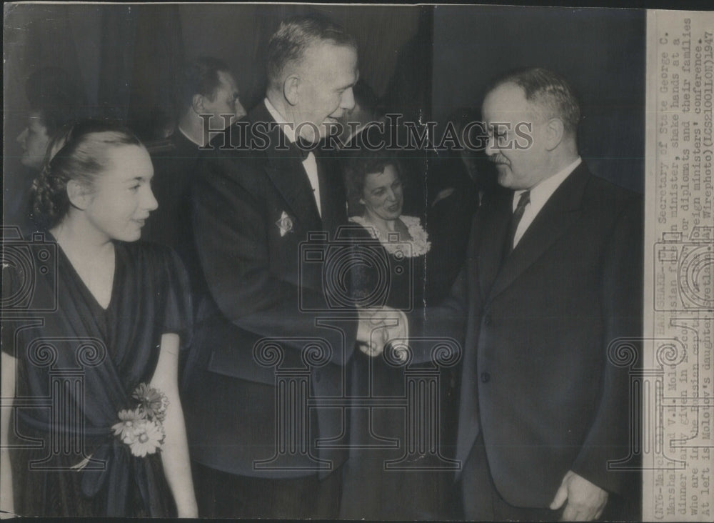 1947 Secretary Of Stats George C.Marshall Shakes Hands Moscow Dinner - Historic Images