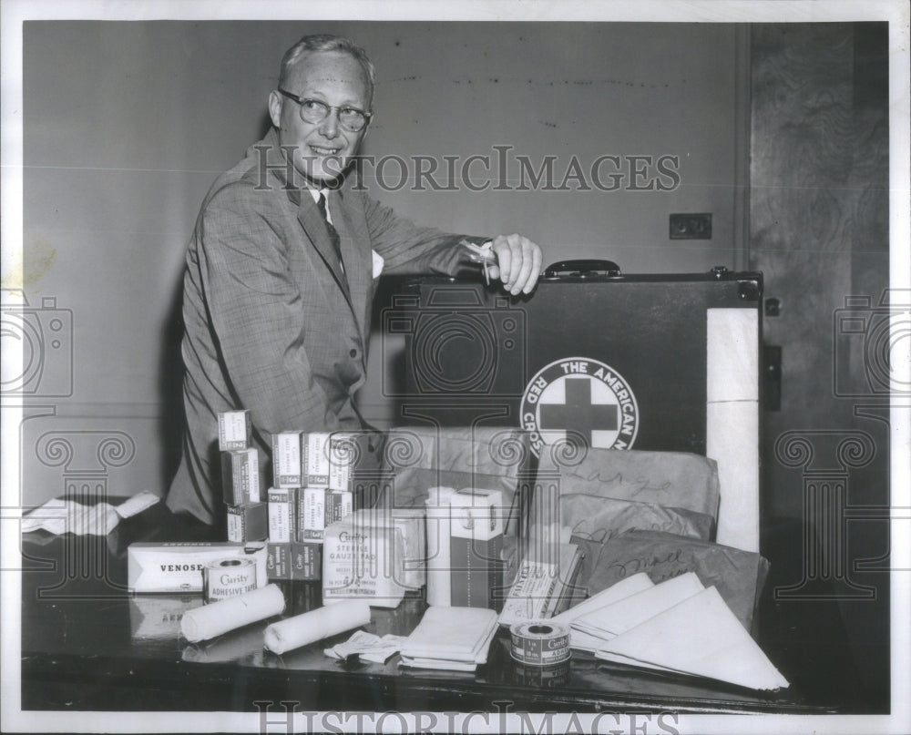 1959 Frank Lounsbury Chairman Committee American Red Cross-Suitcase - Historic Images