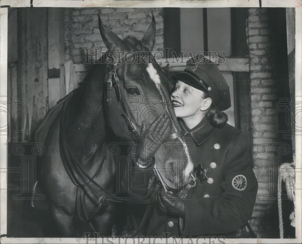 1948 Sun Reporter Virginia Marmaduke Tom Acquainted-Loop Traffic - Historic Images