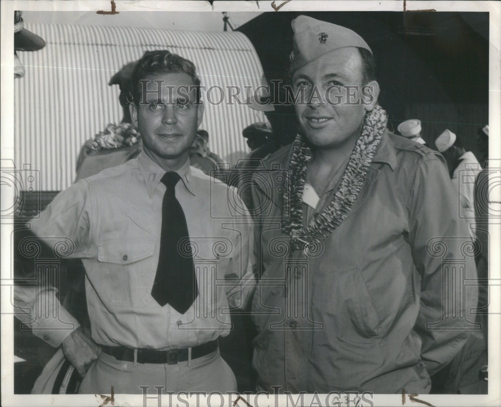 1945 First Person-Greet Marine Major Mortimer Mark Hoyne
Prisoner - Historic Images