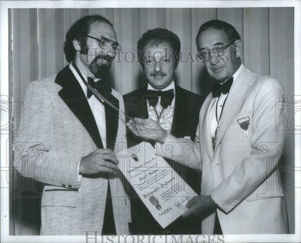 1974 Sidney C. Kleinman receives degree of Photographic Craftsman - Historic Images