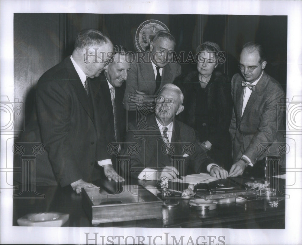 1954 Franklyn Eliss Snyder, Presbyterian Hospital President - Historic Images