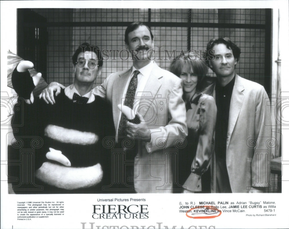 1995, Michael Palin, John Cleese, Jamie Lee Curtis &amp; Kevin Kline Star - Historic Images