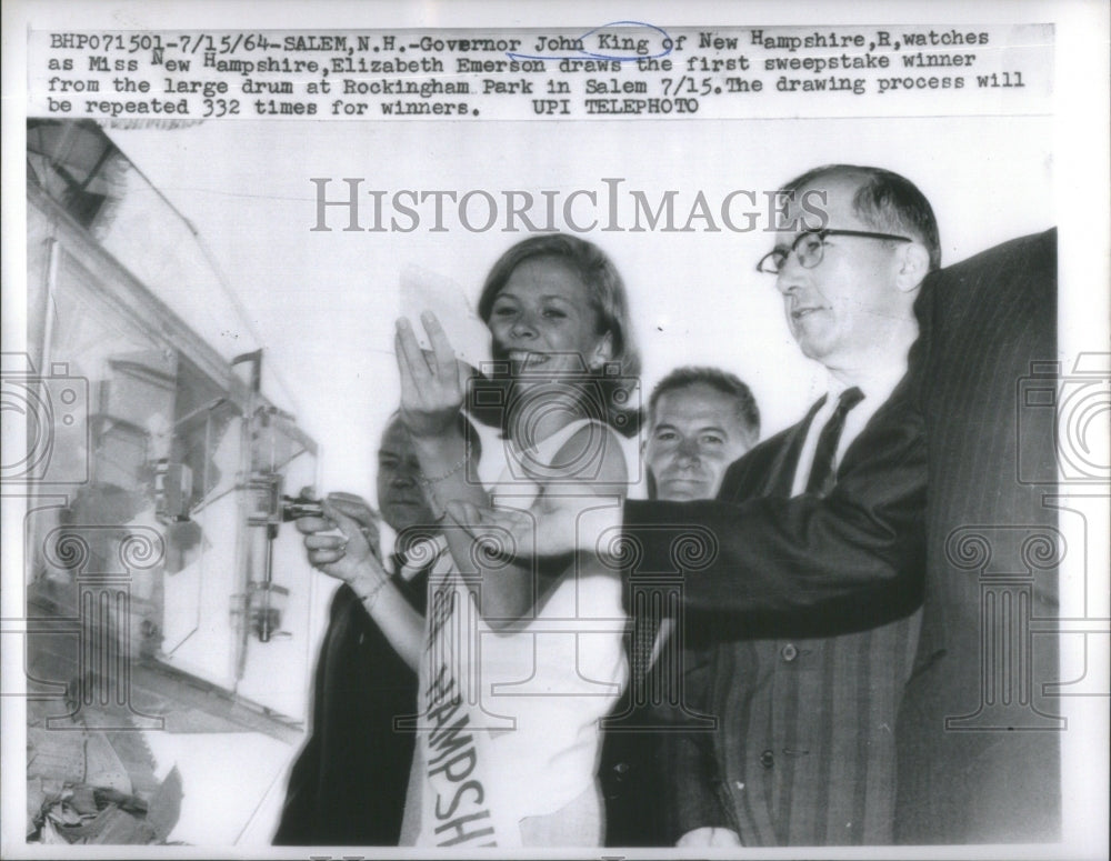 1964 New Hampshire Gov J.King &amp; Miss New Hampshire Elizabeth Emerson - Historic Images