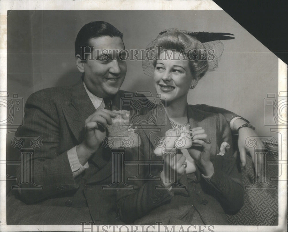 1943 Actress Shirley Deane And Husband Tom Kettering Expecting Baby - Historic Images