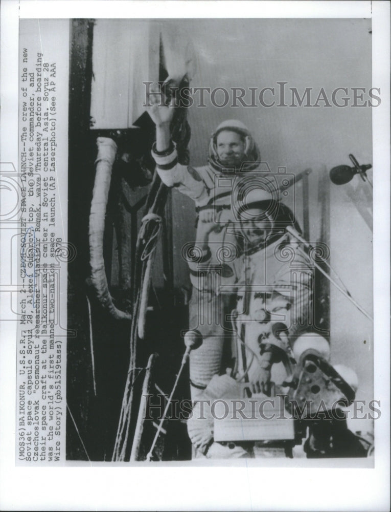 1978 Soviet space capsule Soyz Alexei Gubarev Czechoslovak Cosmonaut - Historic Images