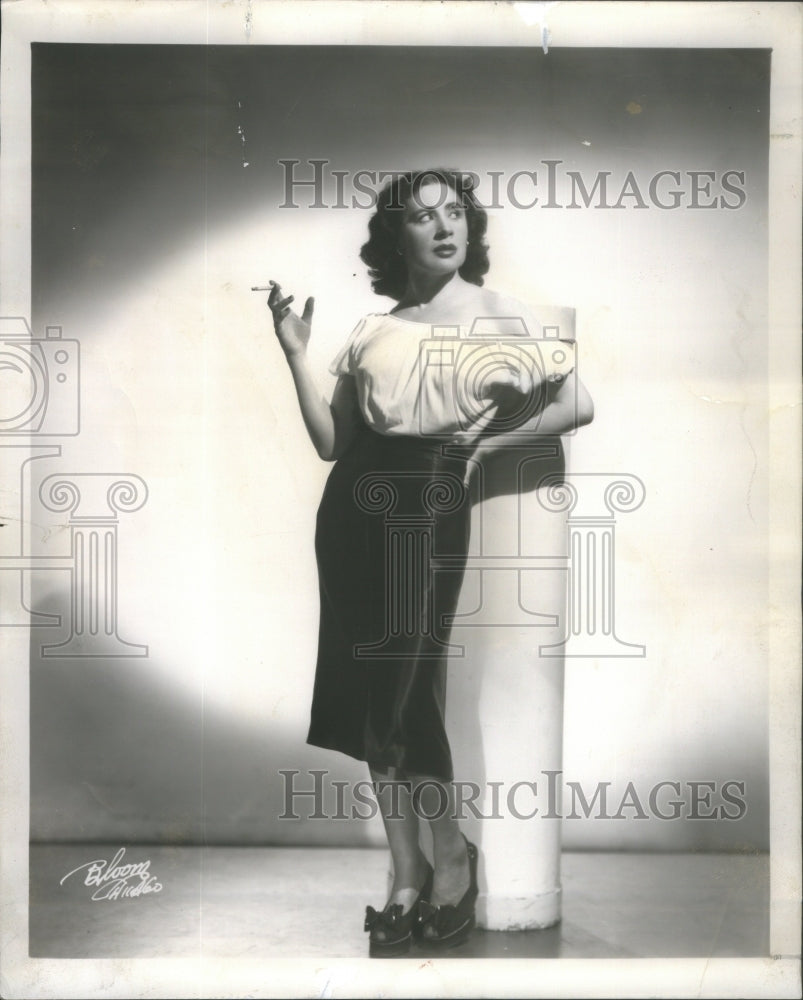 1949 Dina Halpern Stage Play Actress Anna Lucasta - Historic Images