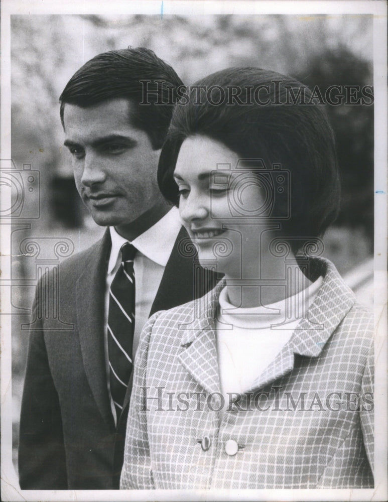 1966 Lynda Bird Johnson George Hamilton Flung Romance Hollywood - Historic Images