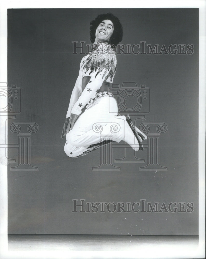 1972 Ricky Inglesi dynamic skating Shipstads Johnson Ice Follies - Historic Images