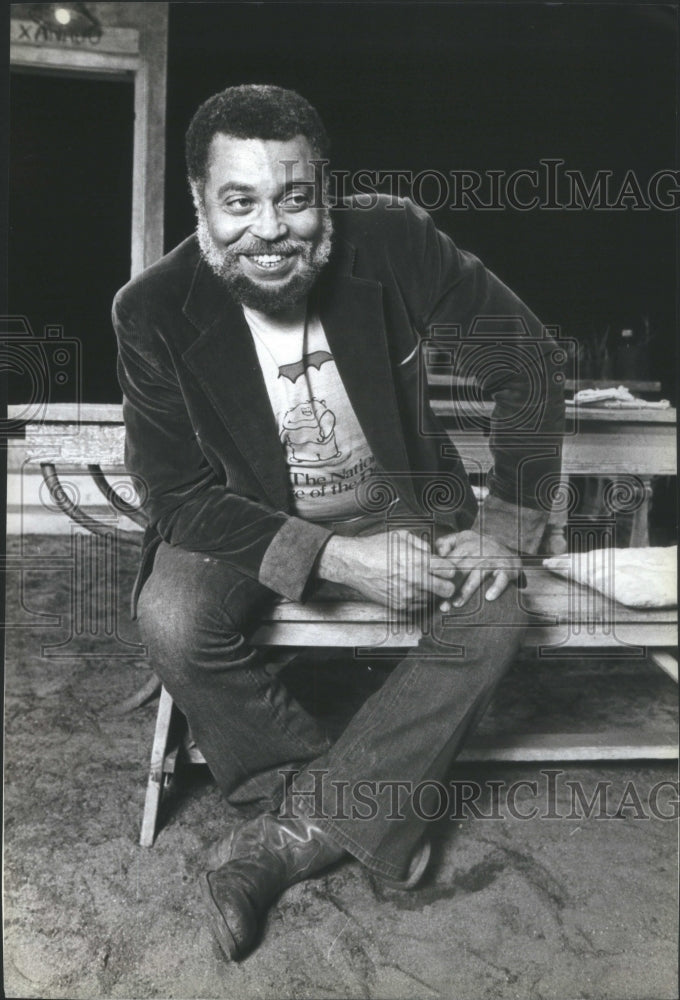 1981 James Earl Jones American Actor - Historic Images