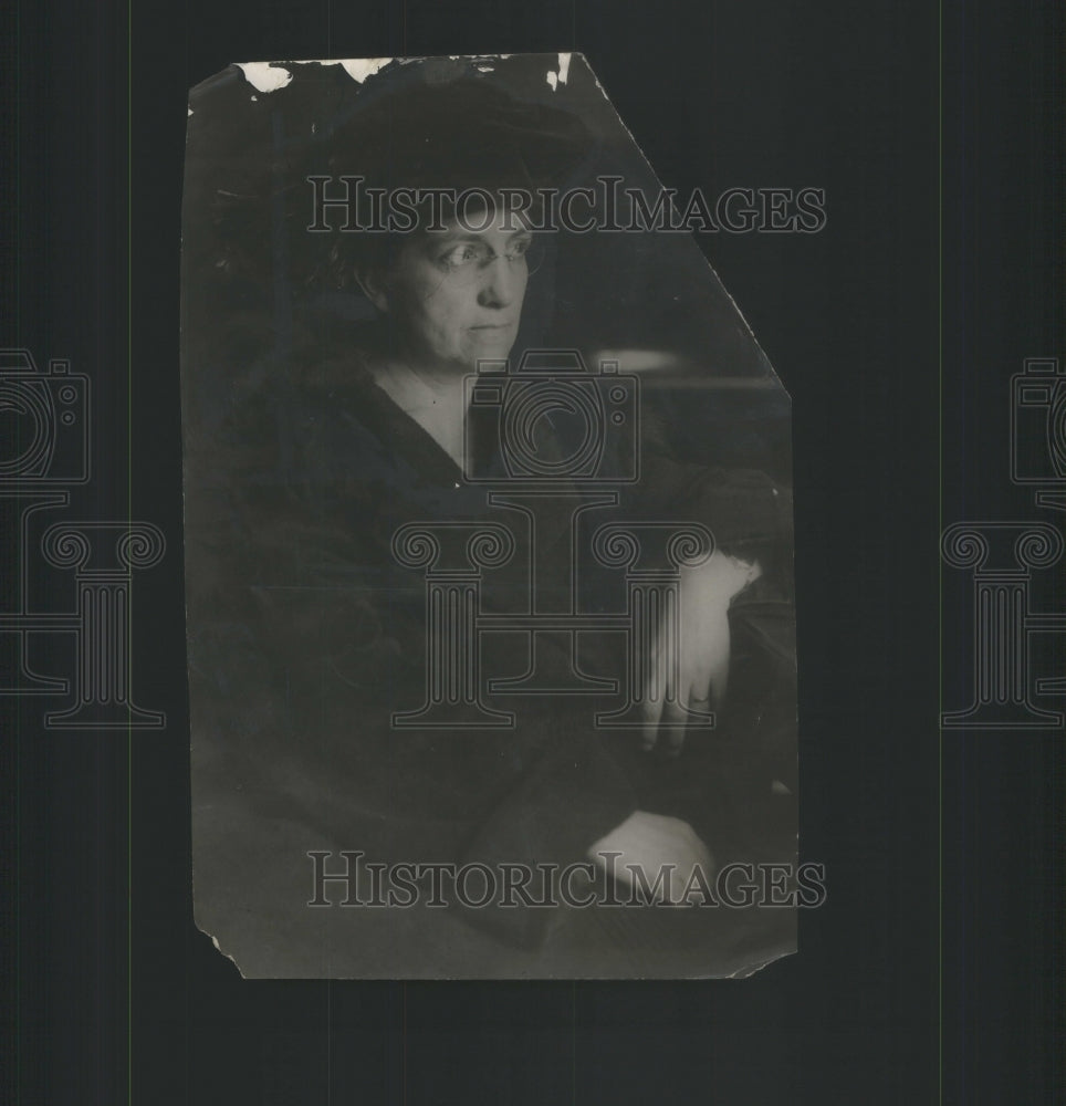 1925 Charlotte Leland Divorce Case - Historic Images
