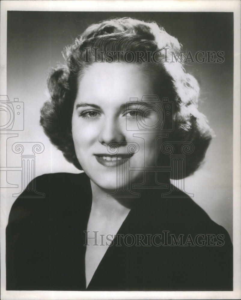 1951 Lukaszewski Margaret Chicago catholic University Club - Historic Images