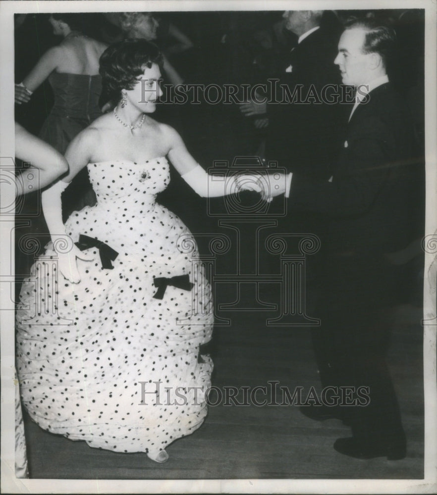 1958 Great Britain&#39;s Princess Margaret Whirls and Jackie Toaduff - Historic Images