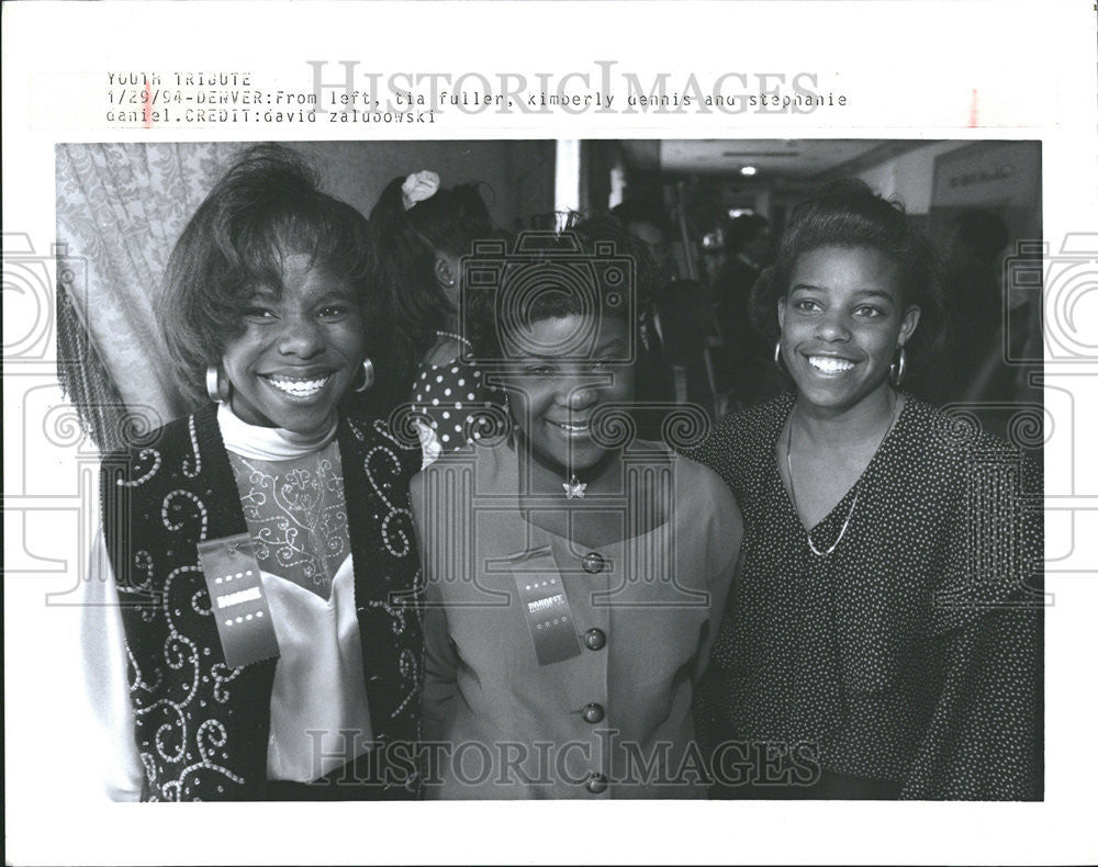 1994 Press Photo Tia Fuller Kimberly Dennis Stephanie Daniel - Historic Images