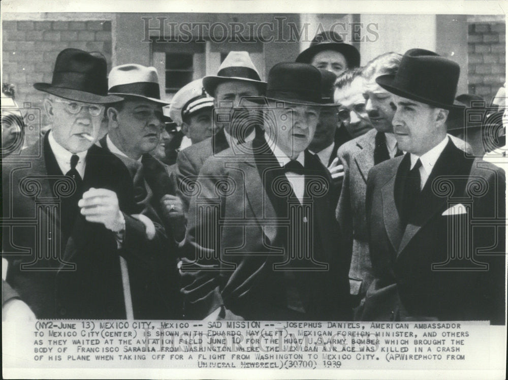 1939 Press Photo Joseph Daniels American Ambassador Mexico Eduardo Hay Minister - Historic Images