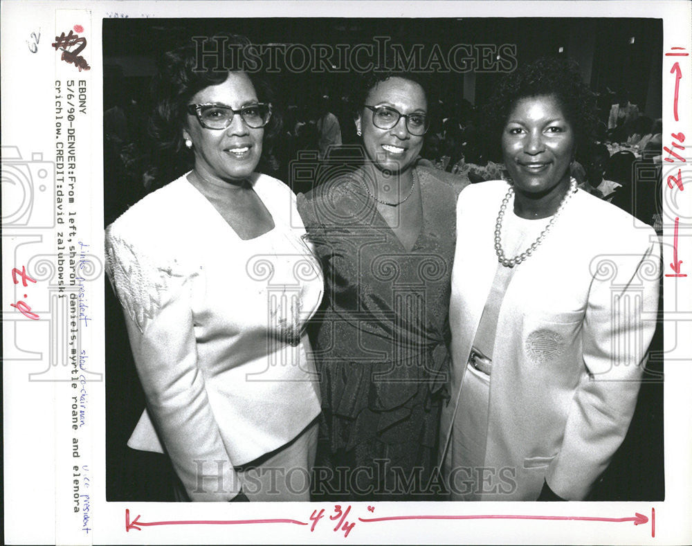 1990 Press Photo Sharon Daniels Myrtle Roane Elenora Crichlow Links Incorporated - Historic Images