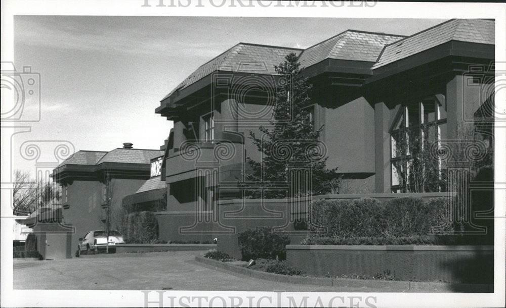 1988 Press Photo Bill Daniels&#39; home - Historic Images