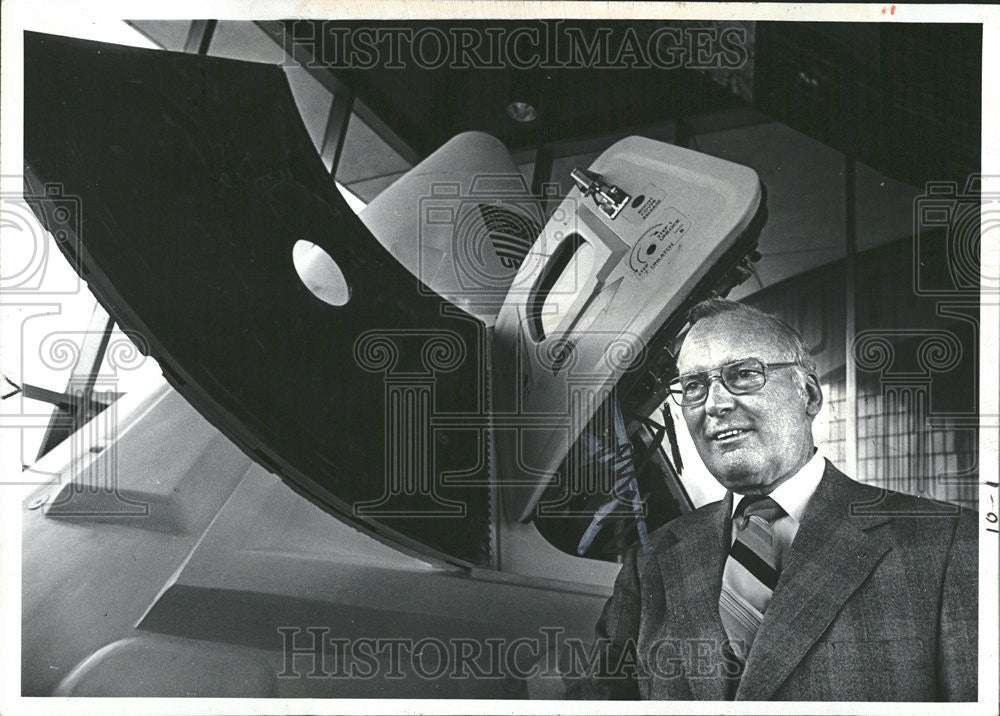 1981 Press Photo Francis Cogstill Director General Detroit Science Center - Historic Images