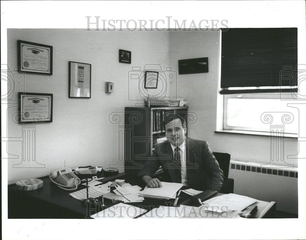 1986 Press Photo Attorney James Daley - Historic Images