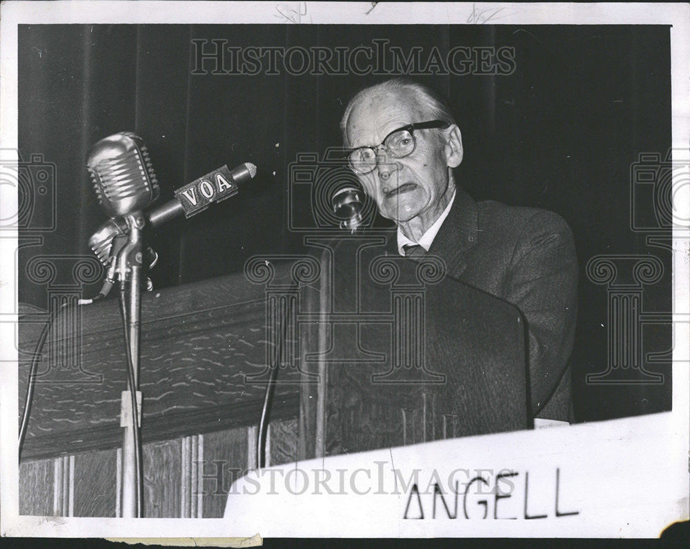 1960 Press Photo Conference World Tension University Chicago Sir Norman Angell - Historic Images